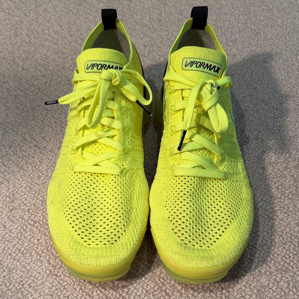 Nike Vapormax Flyknit “Volt” Neon Yellow Shoes Size 10.5